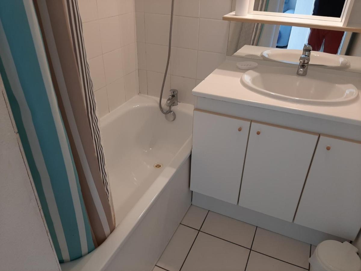 Appartement A Ciboure Avec Terrasse, Piscine Chauffee Et Parking - Ideal Golf Et Plage - Fr-1-239-551 Exteriör bild
